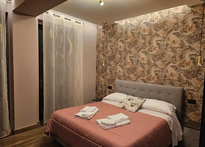 Central CapodichinoHotel Napoli